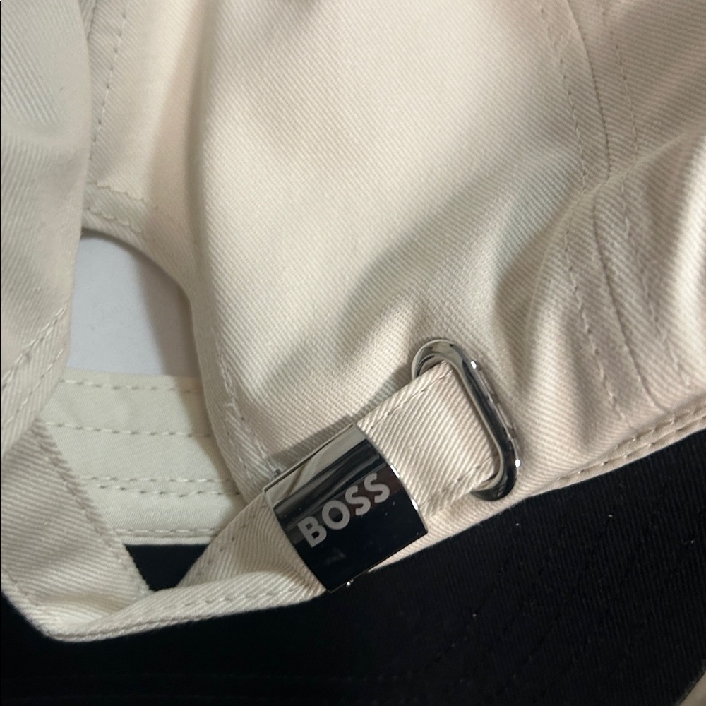 Last One 100% Authentic Boss by Hugo Boss White Cap / Hat Structured Design NWT - Picture 4 of 6